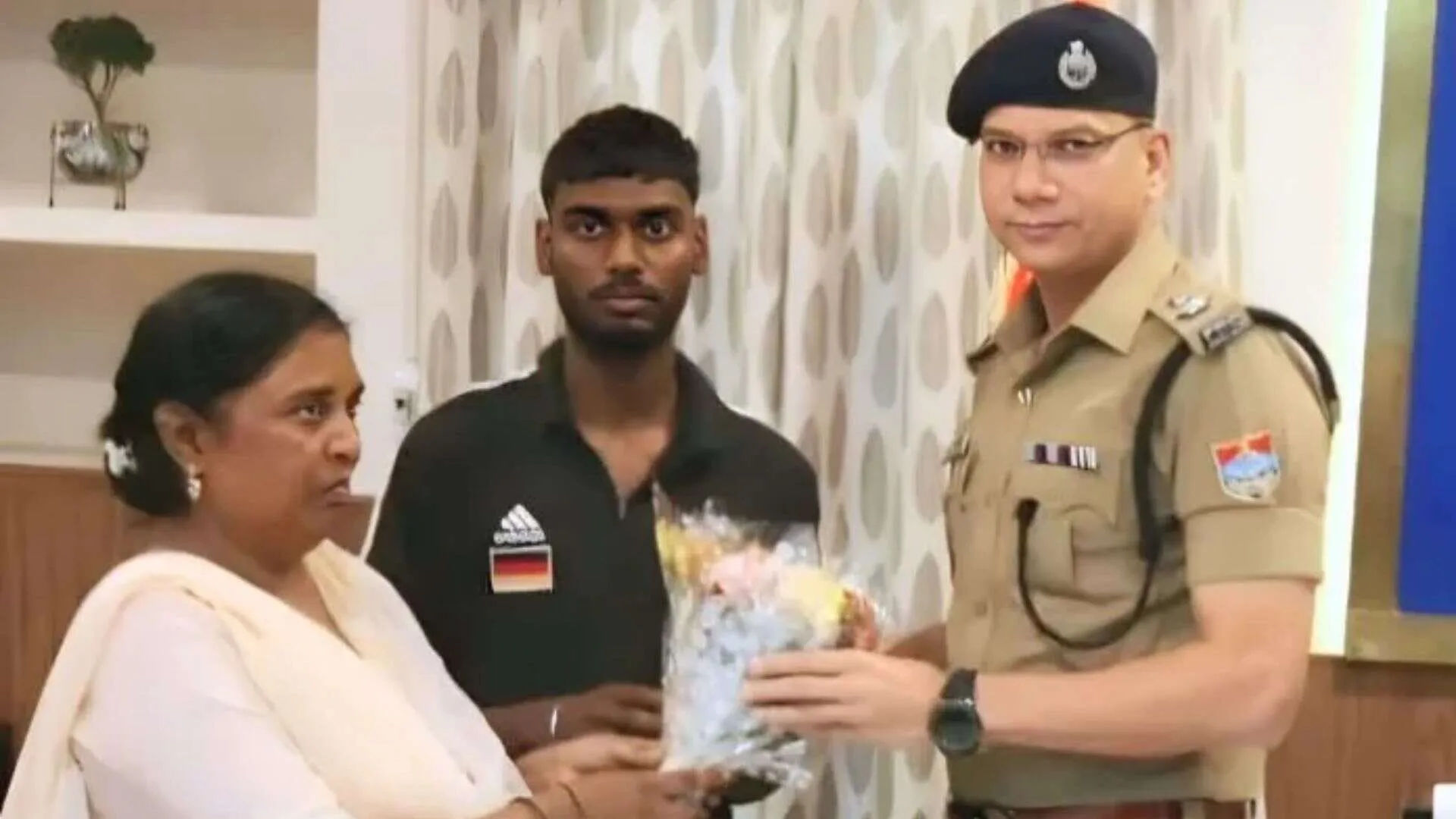 Pakistani Roommates Deny Indian Man Water in Dubai, Citing Indus Row