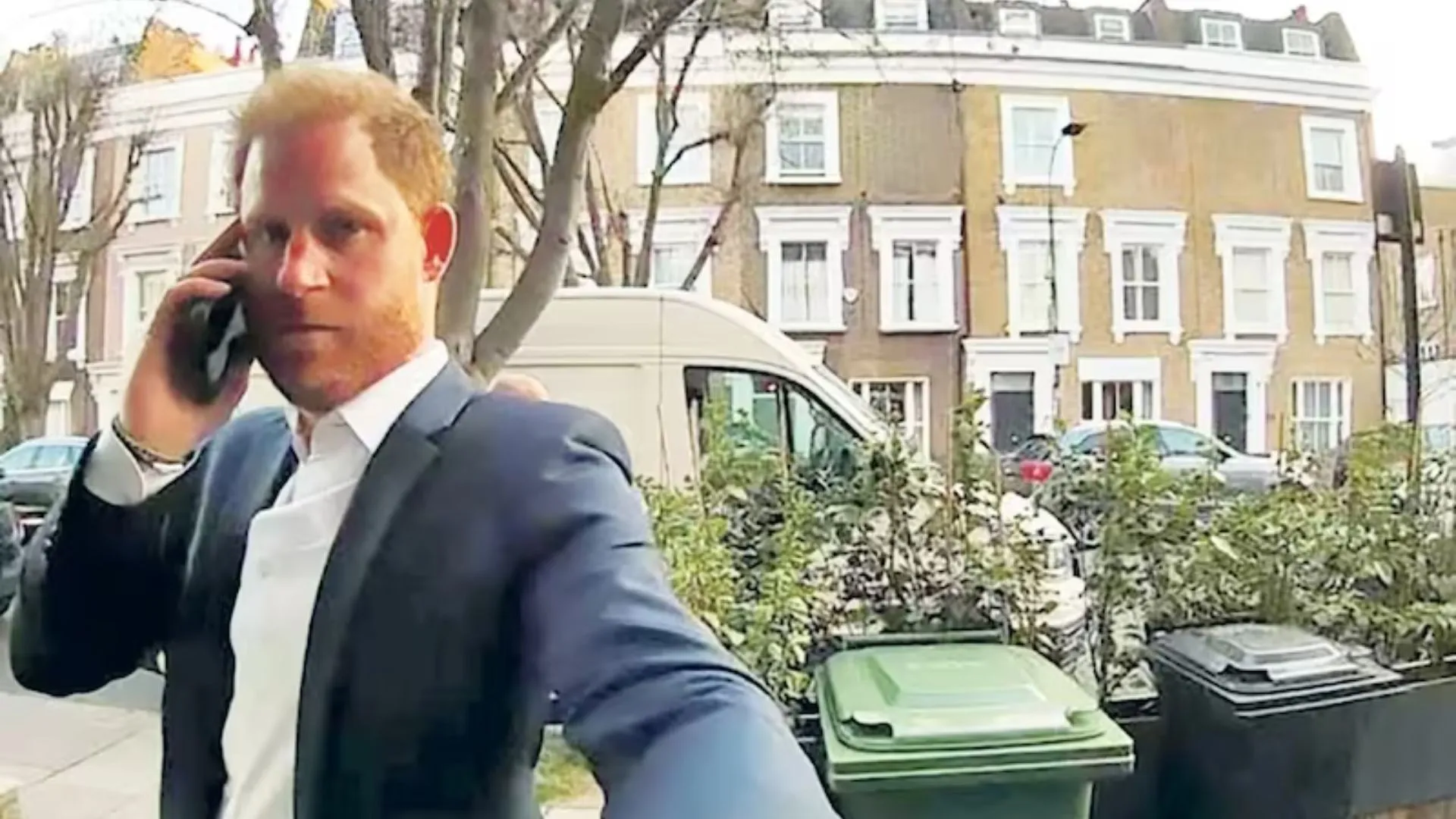 Prince Harry Raises Alarm Over Security, Roams London and Orders Food via App After Knocking on Random Doors