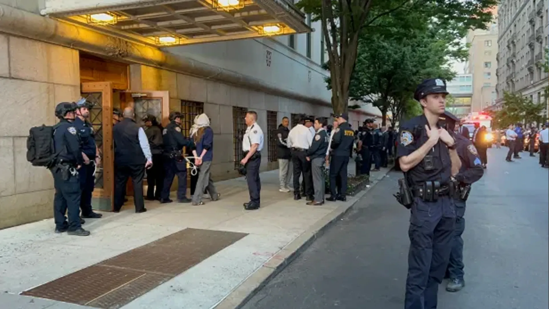 Chaos at Columbia University: Pro-Palestinian Protesters Storm Butler Library | Watch