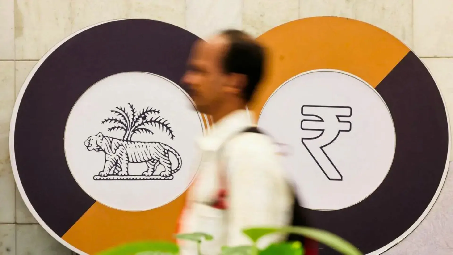 RBI Pushes for Removal of ‘Vostro’ Account Cap to Boost Rupee-Denominated Trade