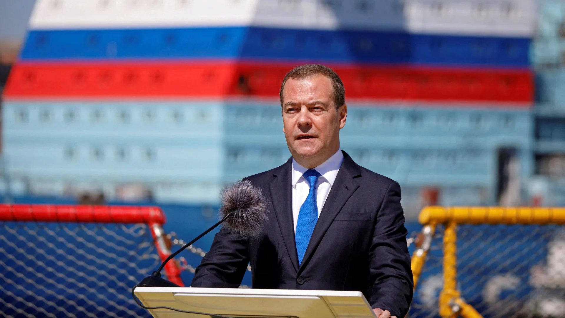 Russia’s Medvedev Warns: Kyiv Might Not See May 10 If Victory Day Is Hit