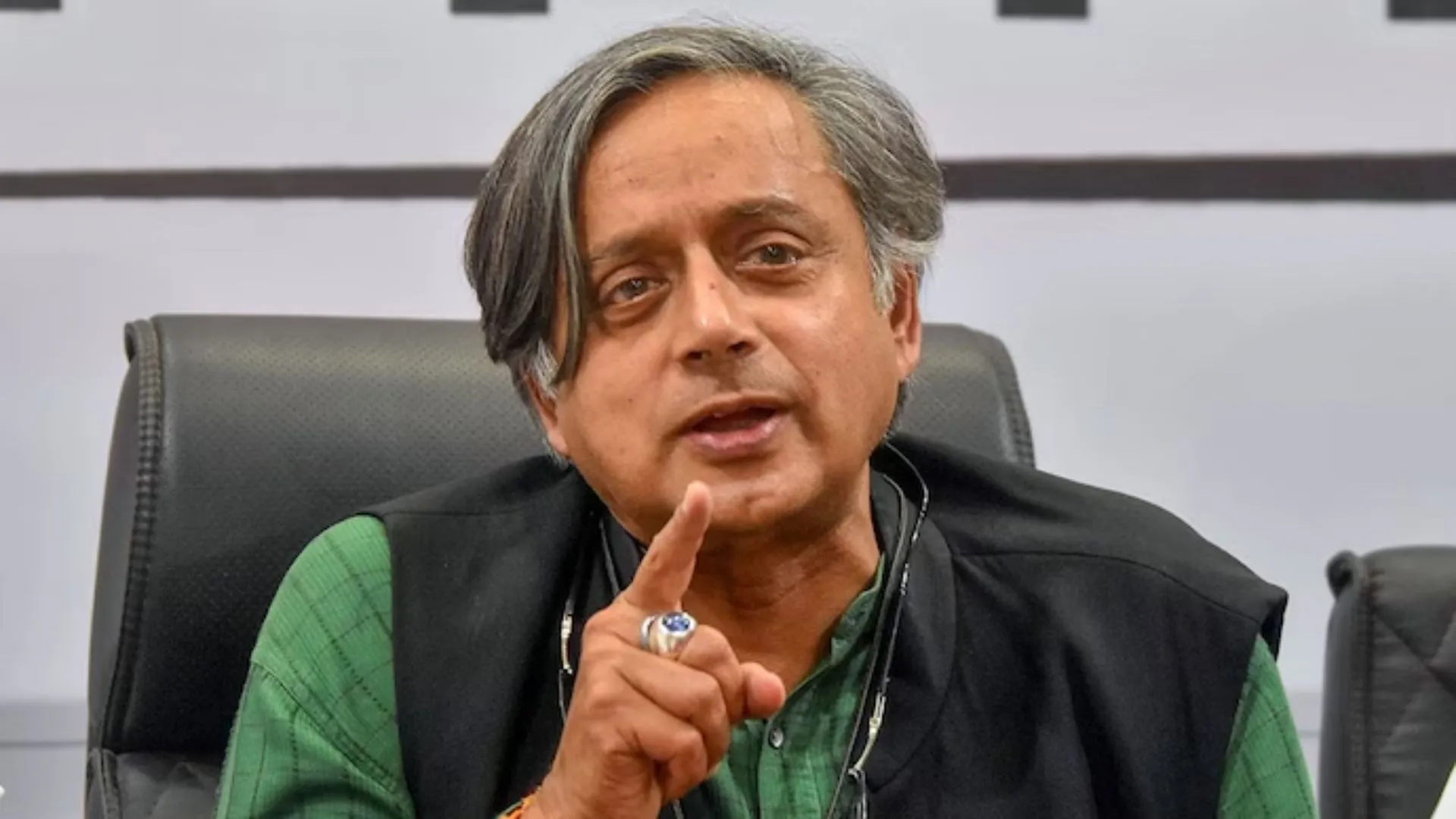 Shashi Tharoor Sends Strong Message to Pakistan: ‘Can’t Just Walk Across and Kill’
