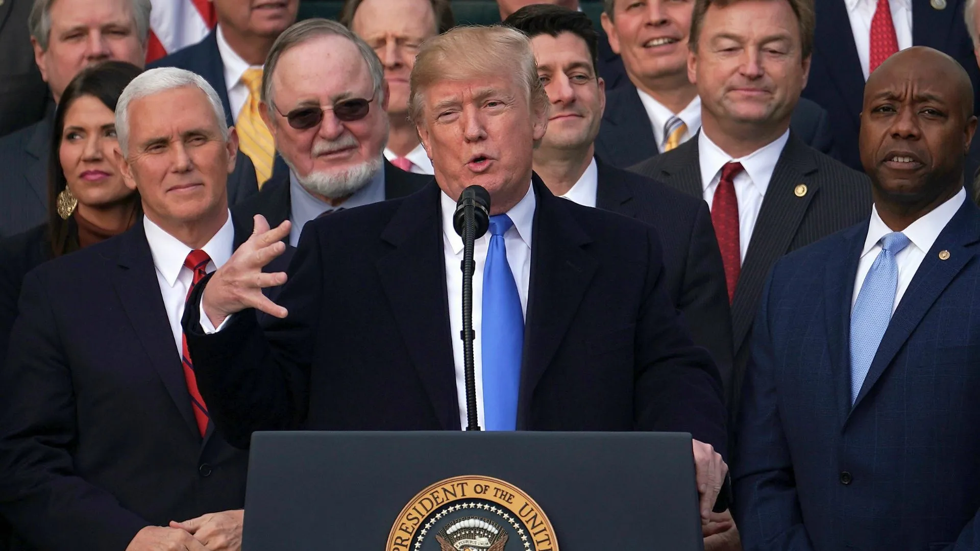 Trump Tax Cut Bill 2025 Passes US House by One Vote, Senate Decision Awaited