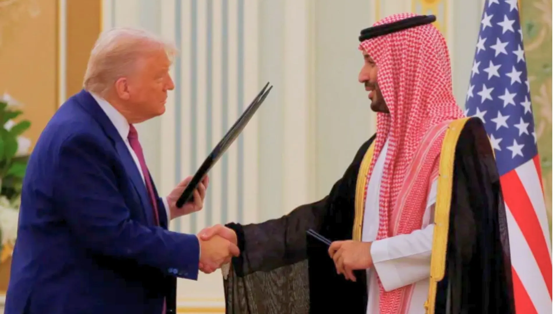 Trump to Hold Talks with Syrian President in Saudi, Before Heading to Qatar