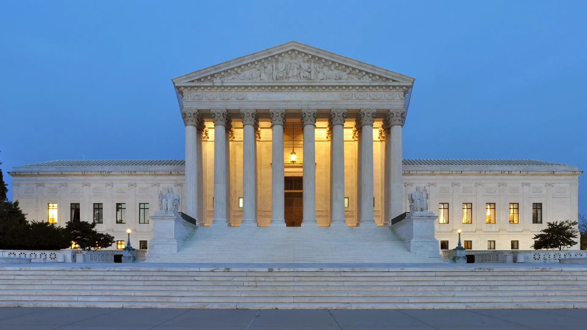 US Supreme Court Allows Trump to End Deportation Protection for Venezuelans