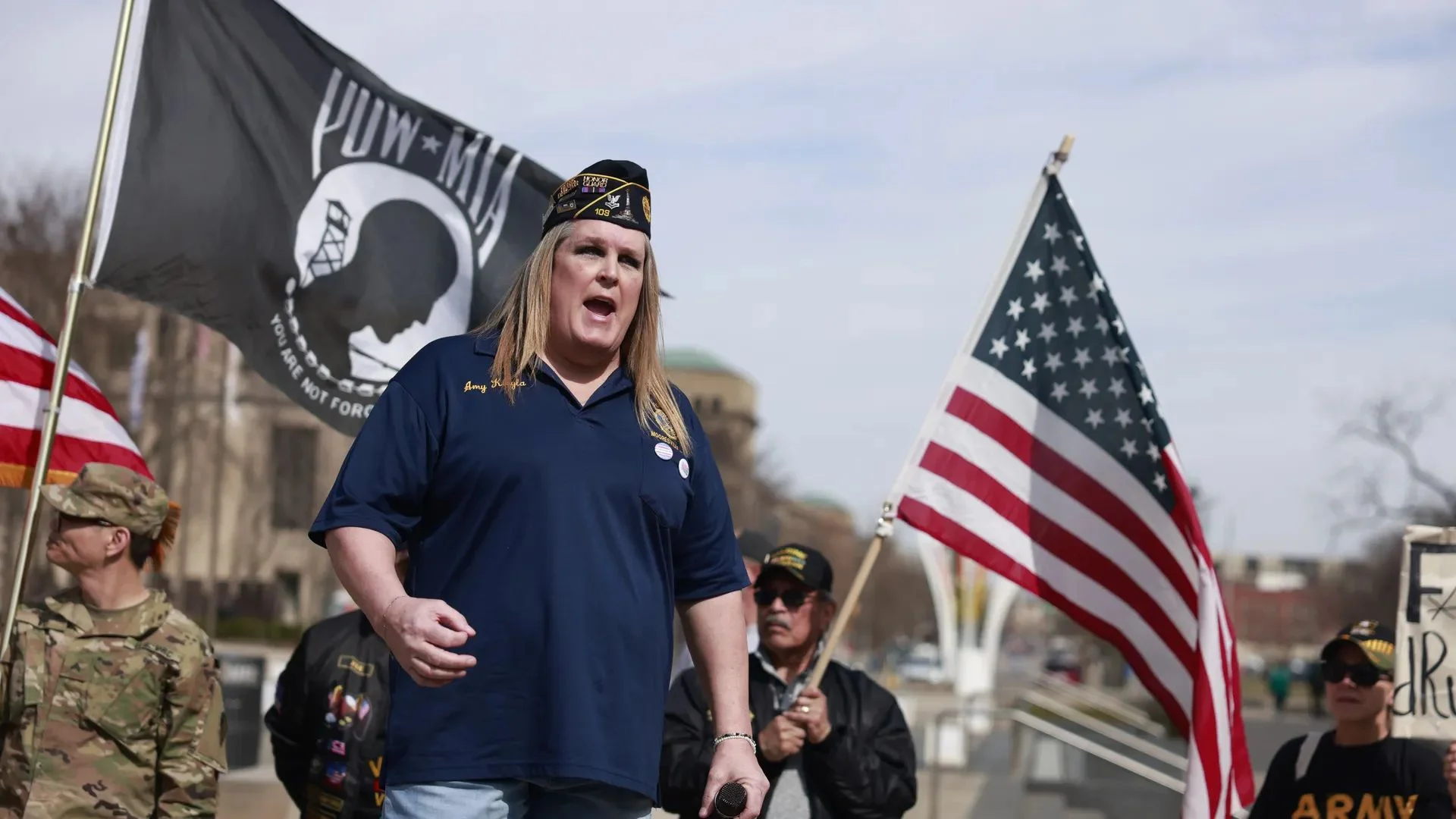 US Supreme Court Greenlights Trump’s Military Ban On Transgender Service Members