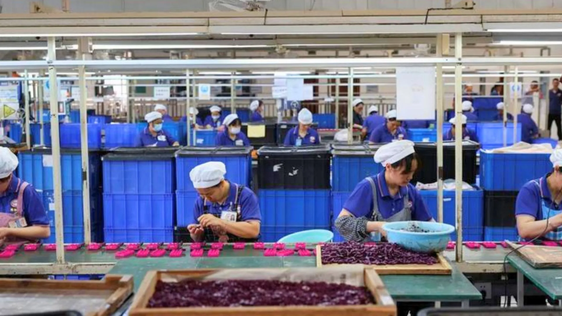 US to Lower ‘De Minimis’ Tariff on Chinese Imports from 120% to 54%