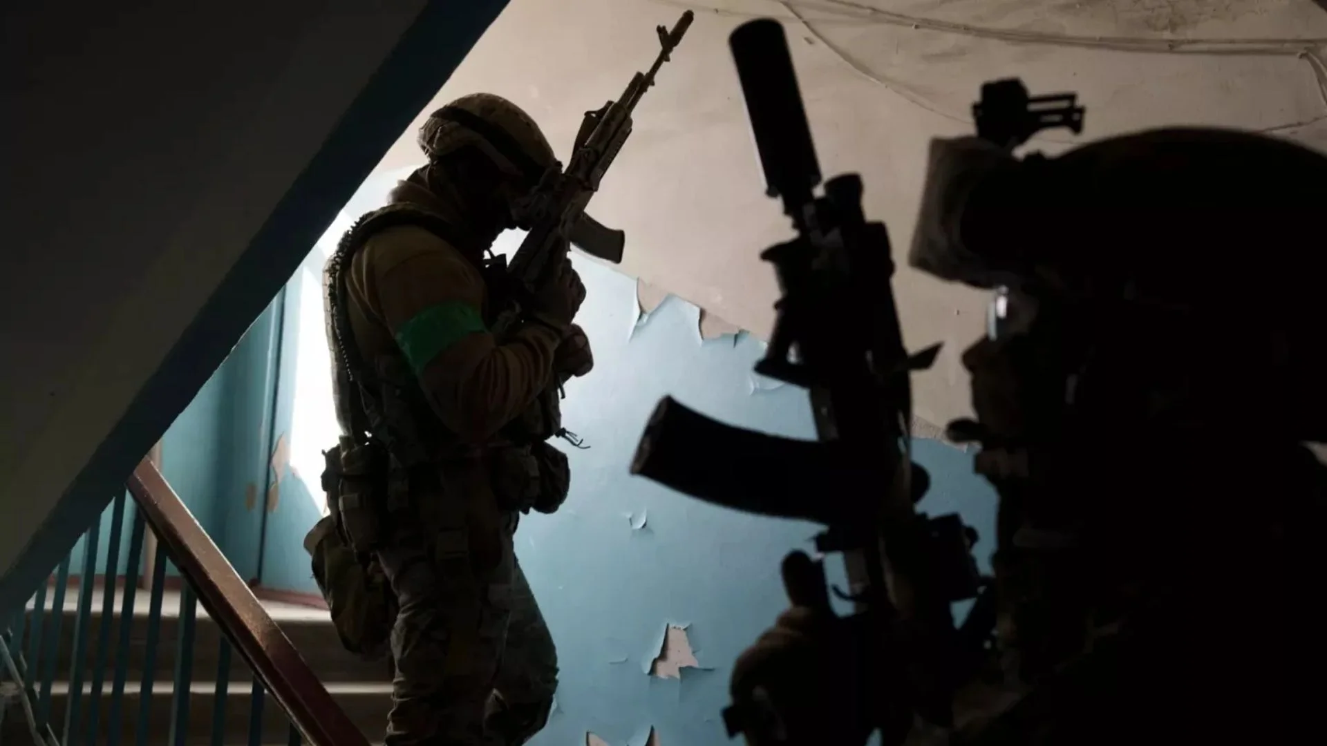 Ukraine Uncovers Hungarian Spy Network Targeting Ukraine’s Western Defences