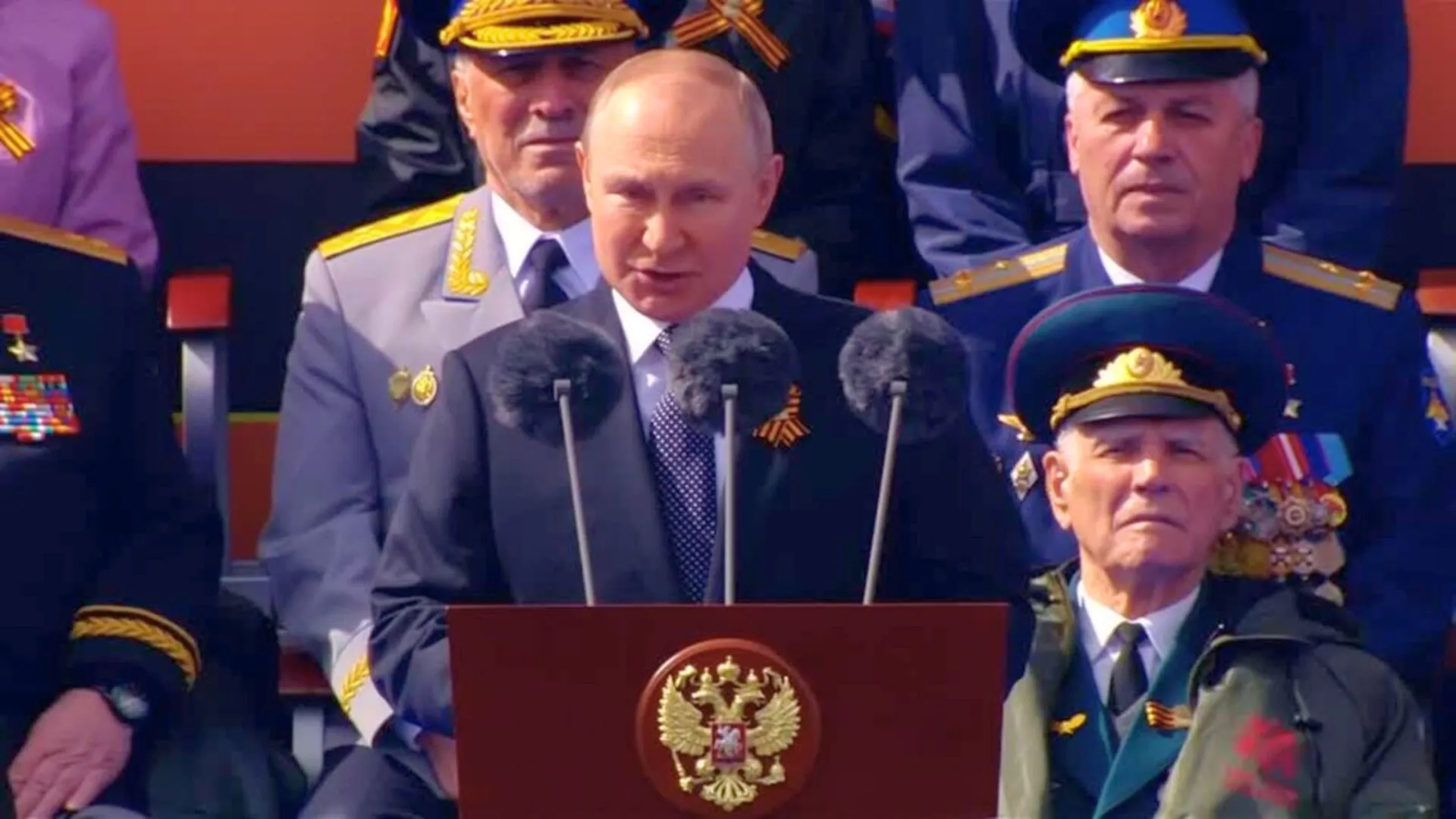 Victory Day 2025: Putin Honors WWII Heroes, Defends Ukraine War, Calls for New World Order | WATCH