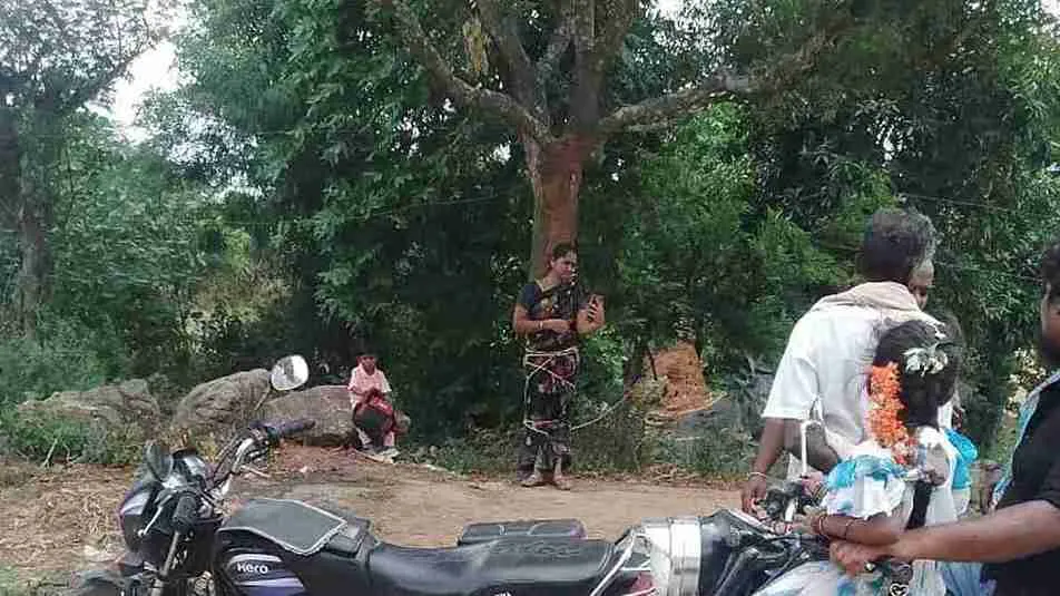 Andhra Locals Tied Woman To Tree Over Loan Of Husband | WATCH
