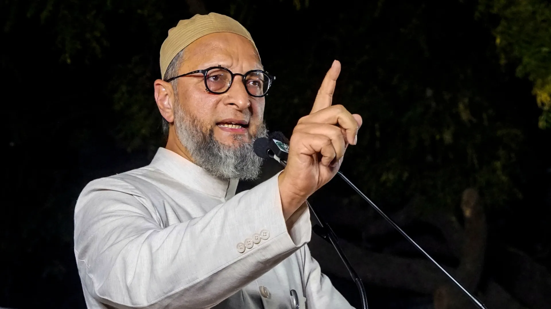Asaduddin Owaisi Mocks Pakistan After US Strikes Iran: ‘Should Trump Get a Nobel?’