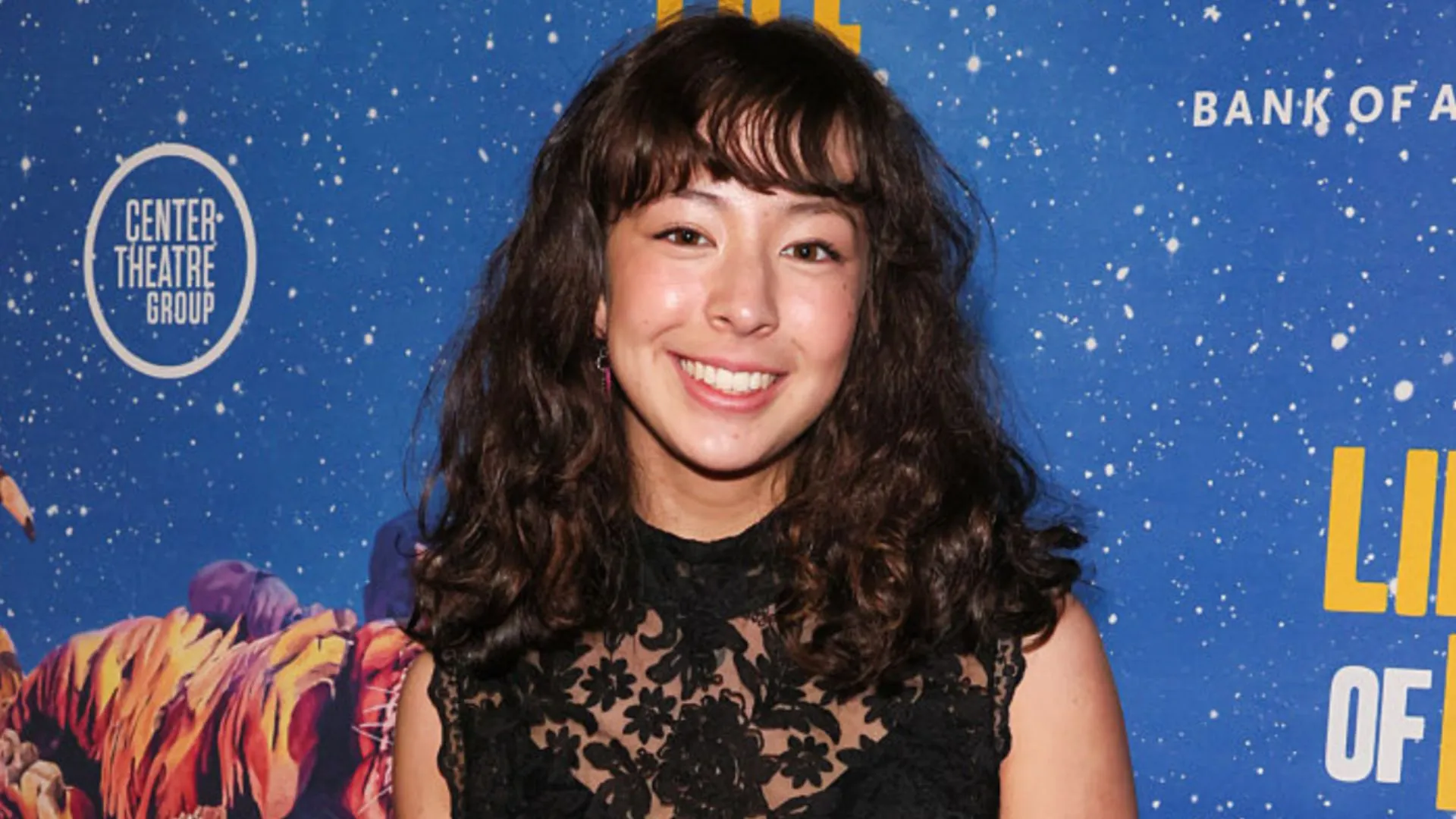 ‘I’m Bi!’-Modern Family’s Lily Grows Up and Comes Out | Watch