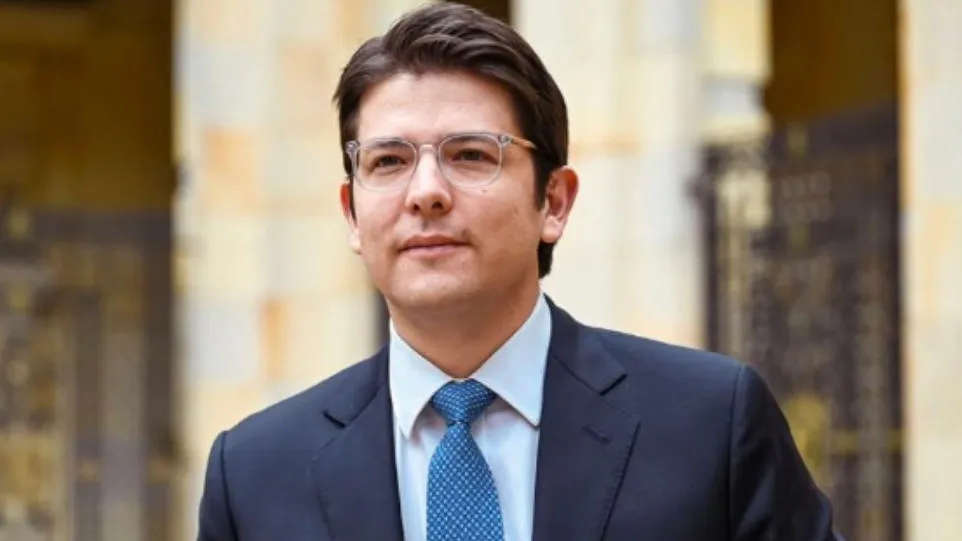 Colombian Presidential Candidate Miguel Uribe Shot at Political Rally in Bogotá, Shooter Arrested