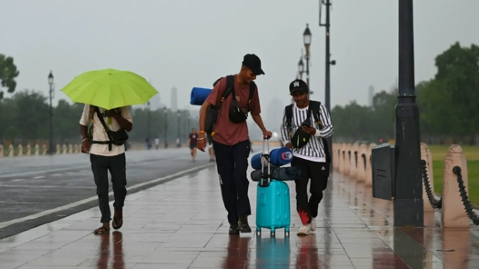 Delhi Braces for Heavy Rain Tomorrow, IMD Issues Yellow Alert