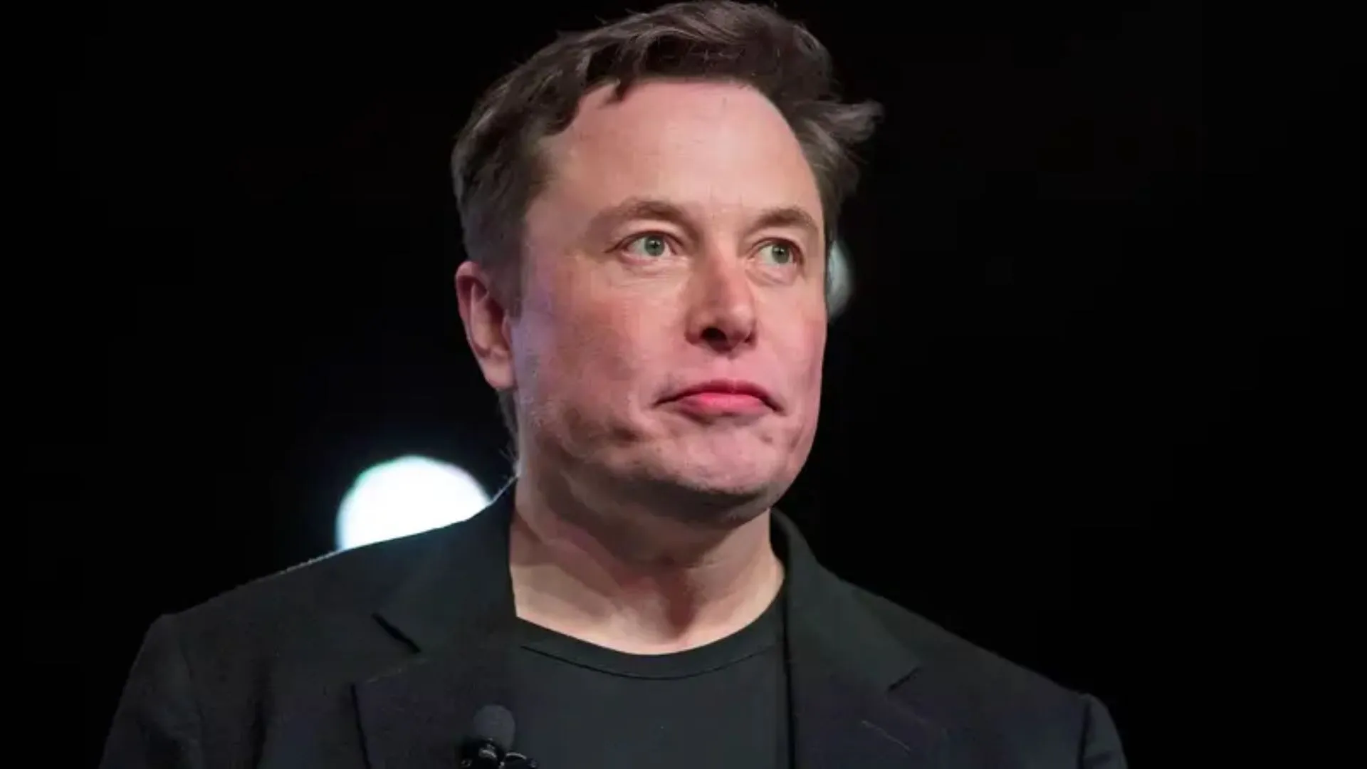 Musk Threatens to Pull Dragon Capsule, Leaving NASA Reliant on Russia