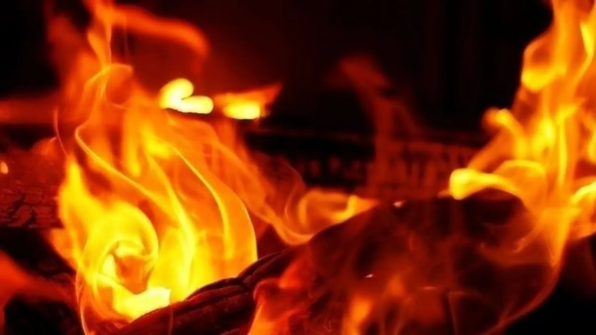French Woman Gets 5-Year Sentence for Burning Bedridden Grandfather Alive