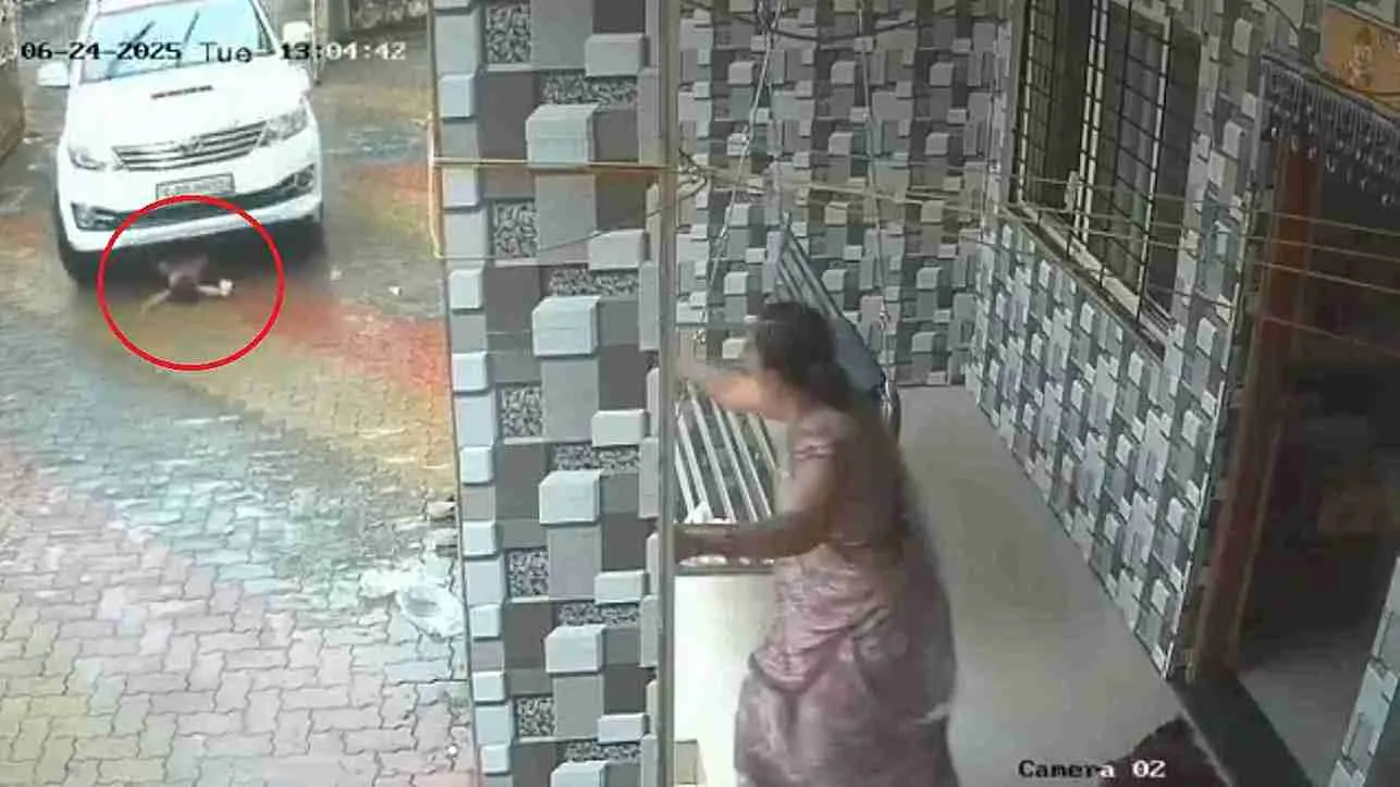 Gujarat: Mother Saves Toddler Seconds After SUV Drives Over Him | VIDEO