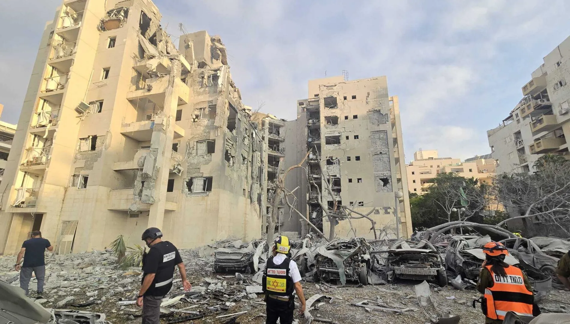 Israel-Iran War: Iranian Missiles Hit Beersheba Killing 4 As Ceasefire Stalls