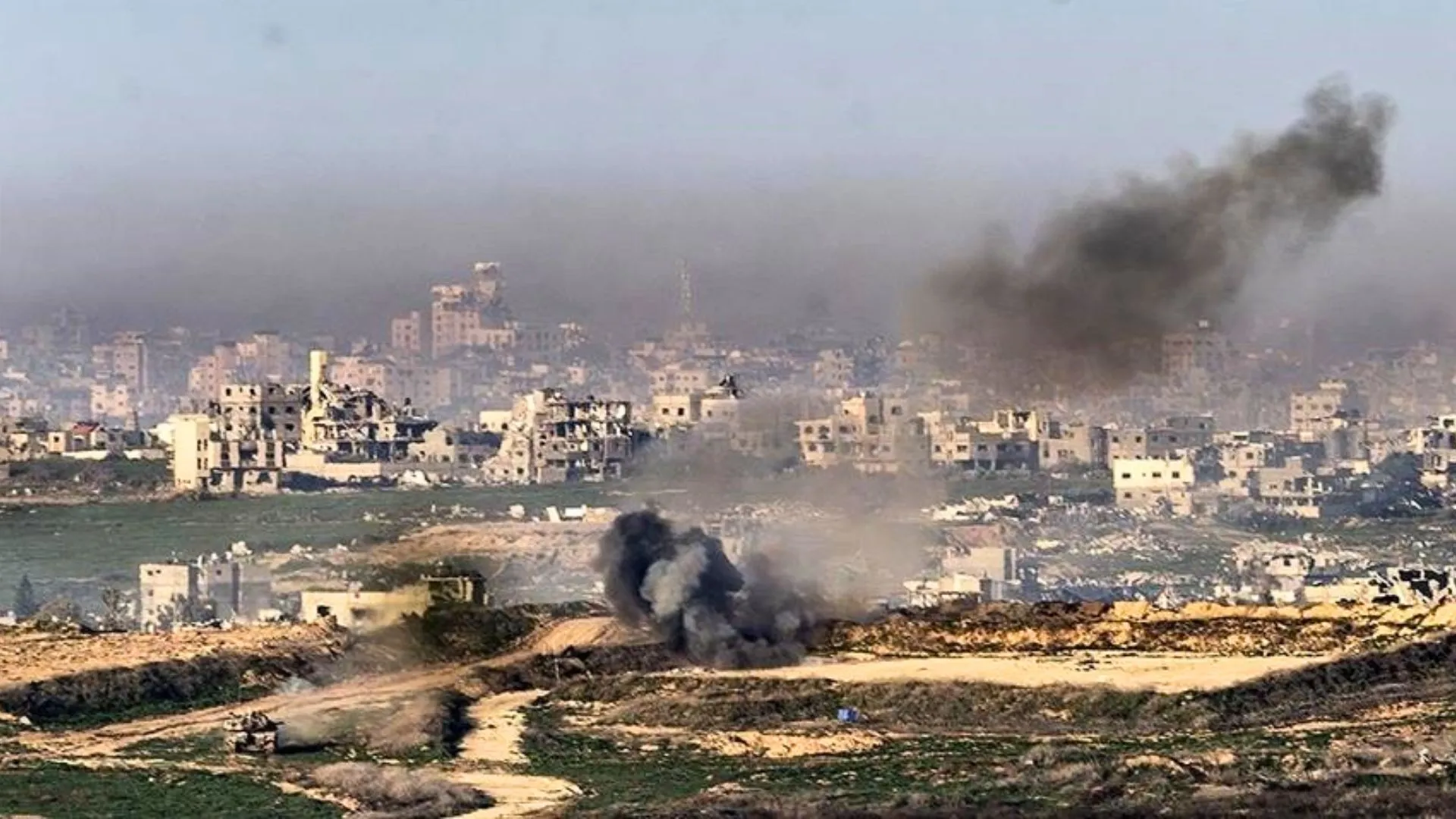Israeli Airstrike on US-Backed Gaza Humanitarian Foundation Kills 26 in Rafah