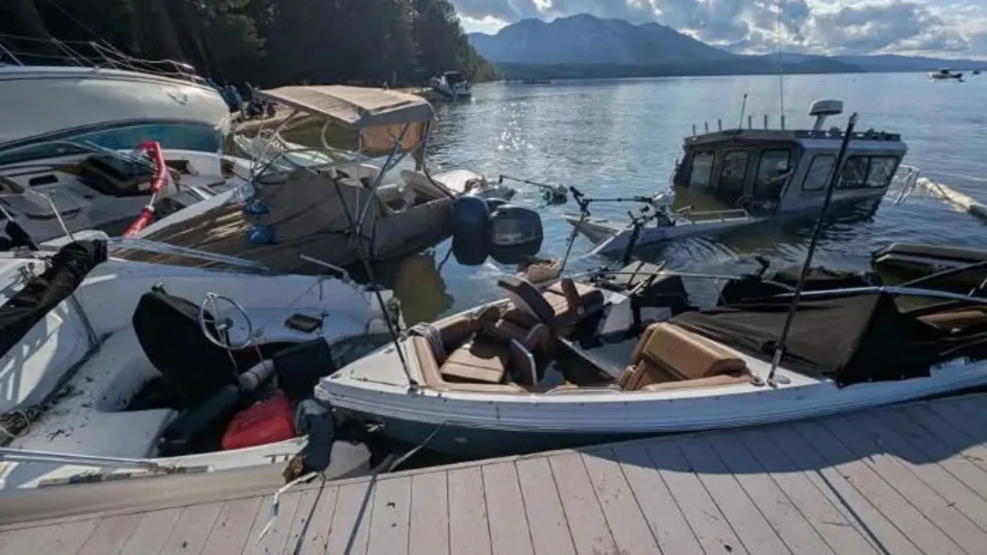 8 Dead After Boats Overturn in Sudden Squall at Lake Tahoe