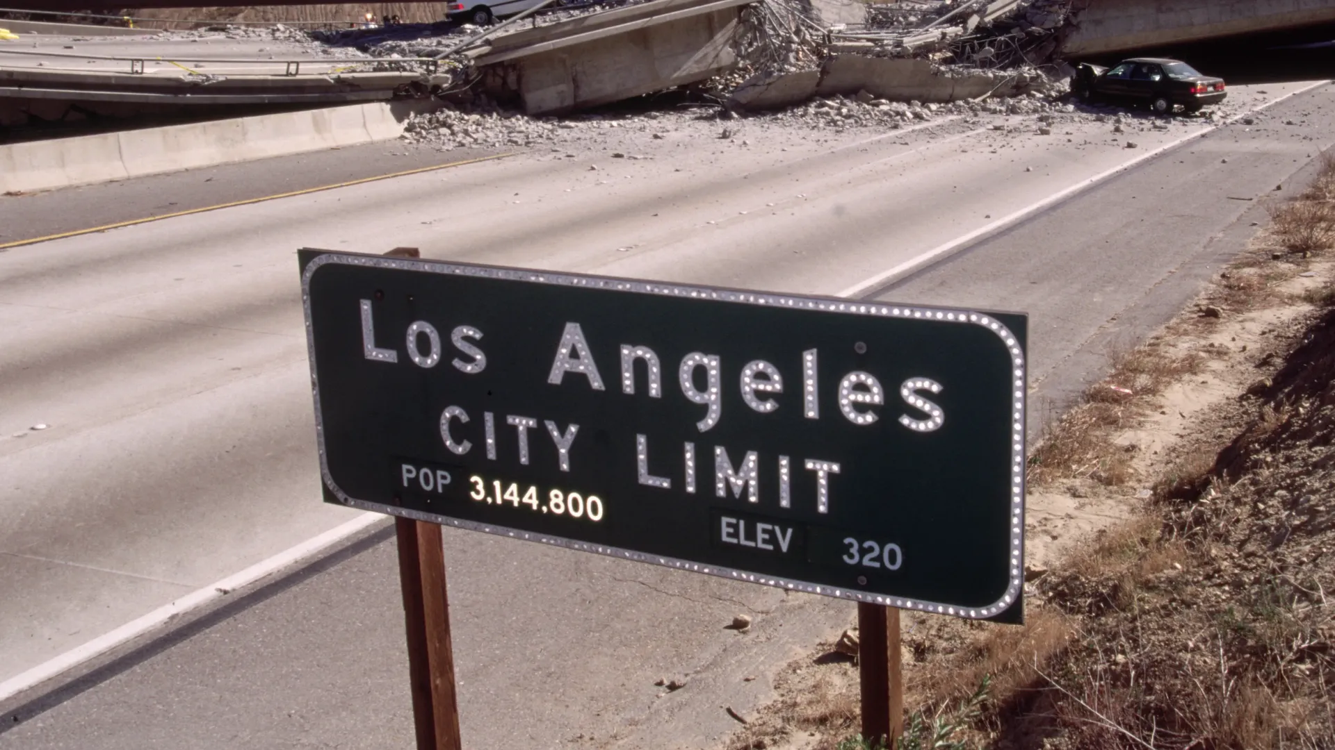 Los Angeles Rocked by Sudden Earthquake: Santa Monica, Manhattan Beach Tremble