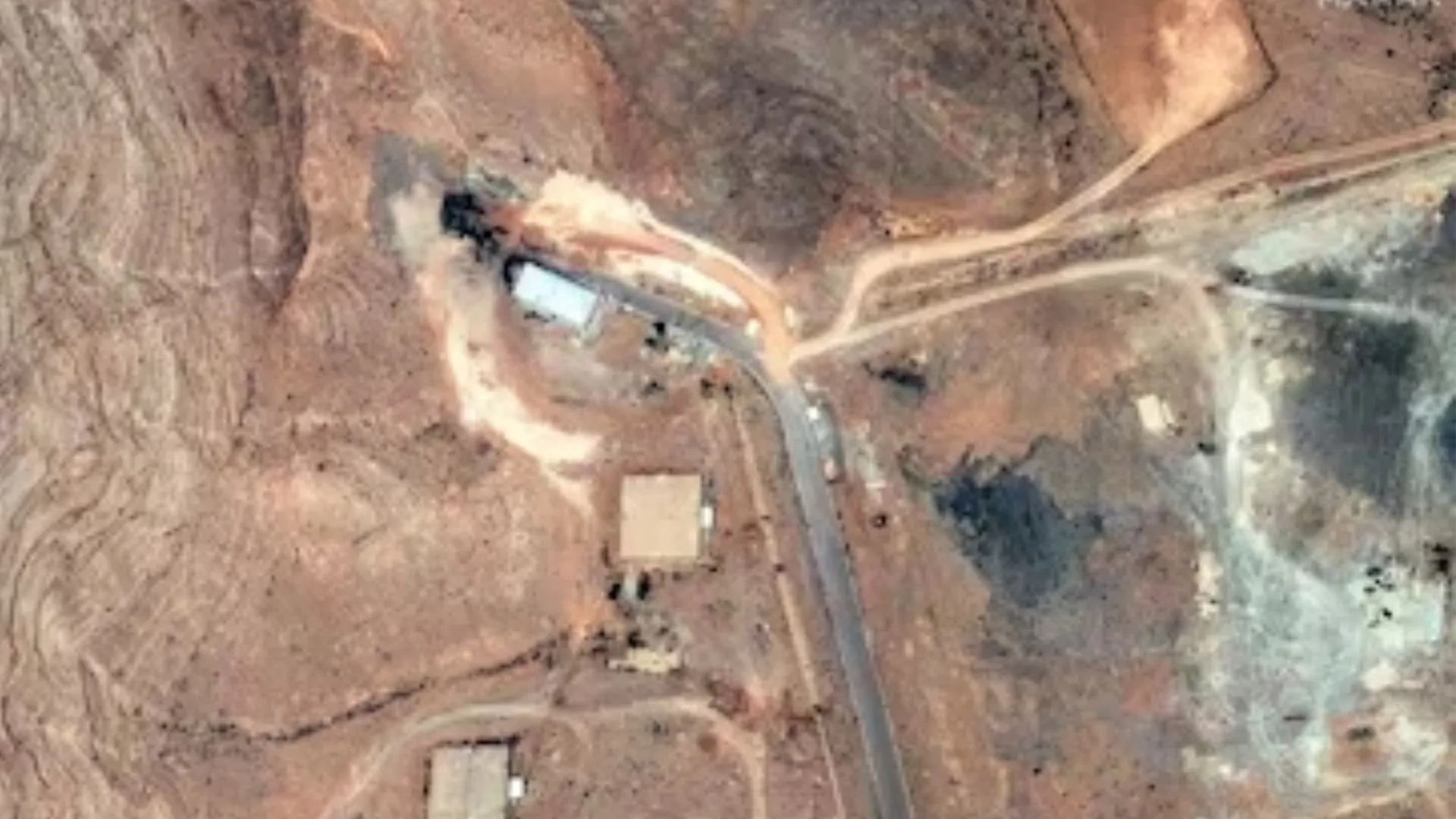 Pentagon Reveals How US Bombed Iran’s Nuclear Sites in Covert Military Operation