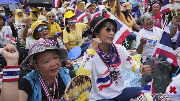 Protests Erupt in Bangkok as PM Paetongtarn Battles Border Crisis Fallout