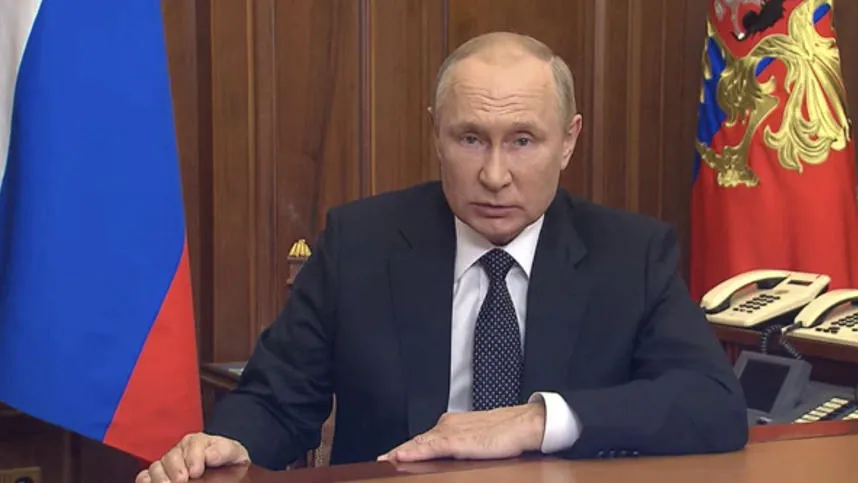 Putin Tells Trump Russia Ready for Peace Talks After June 22