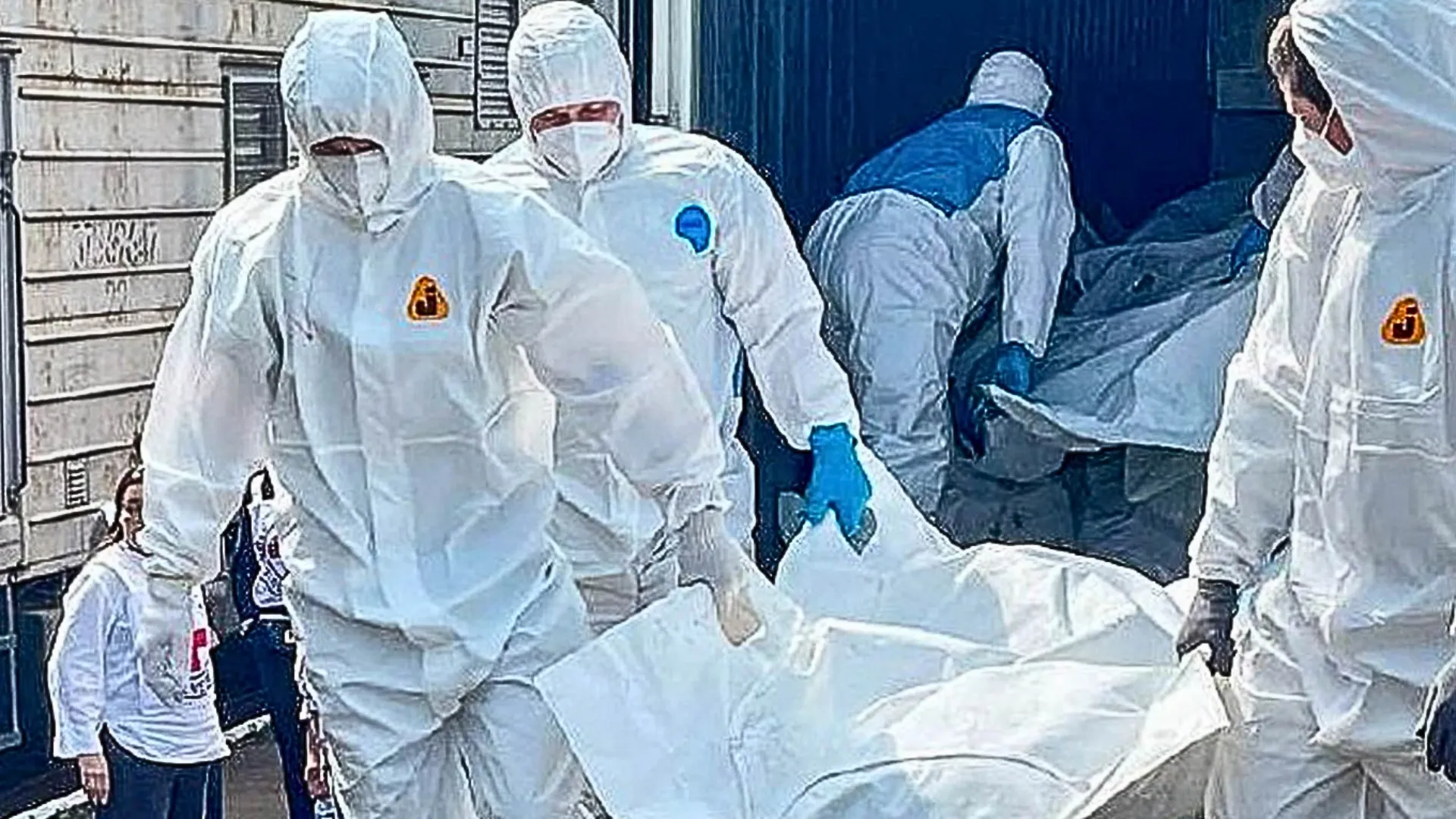 Russia, Ukraine Exchange Bodies of Dead Soldiers in Rare War Agreement