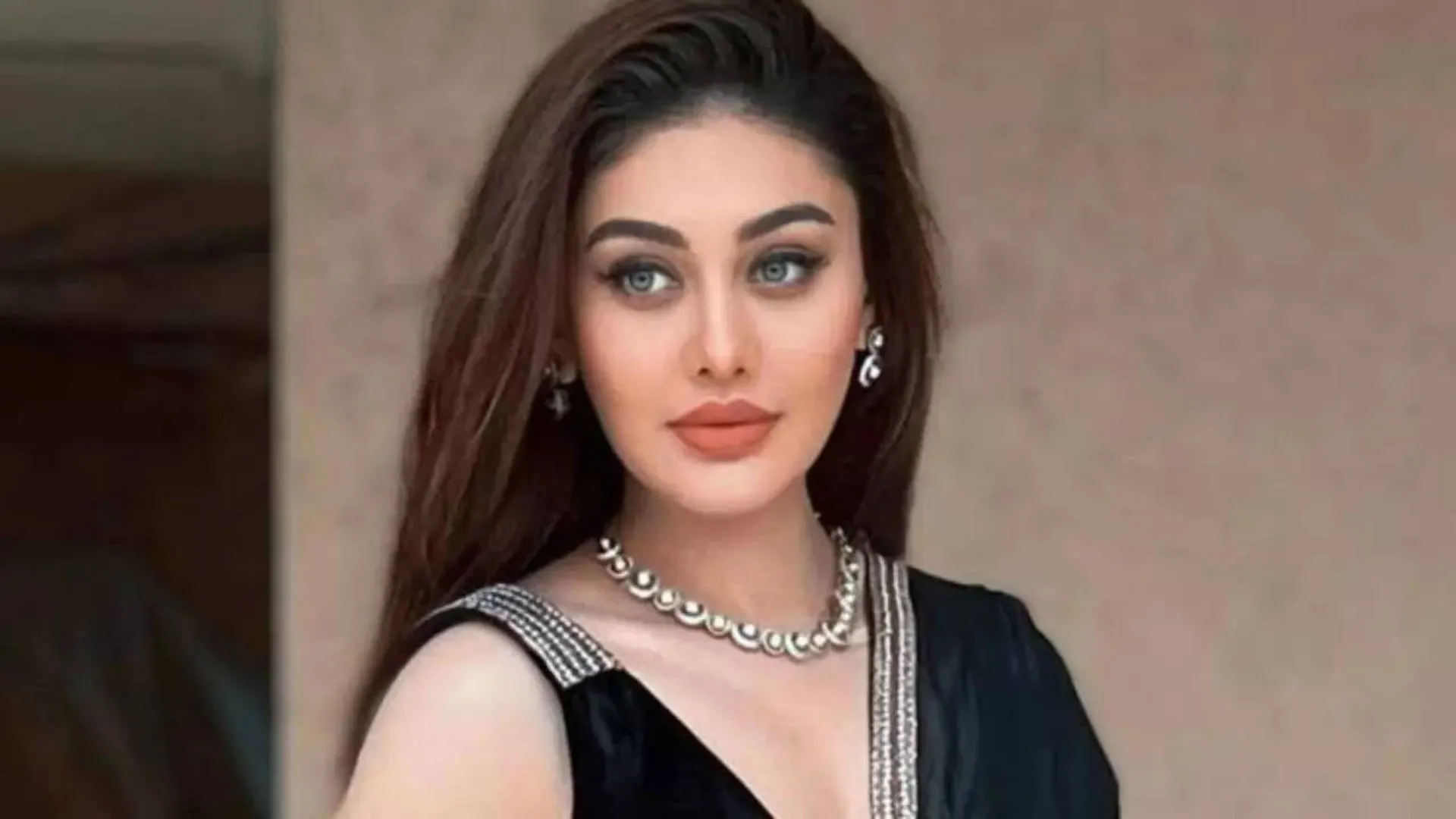 Shefali Jariwala’s Death Probe: Forensic Clues and Guard’s Version Revealed