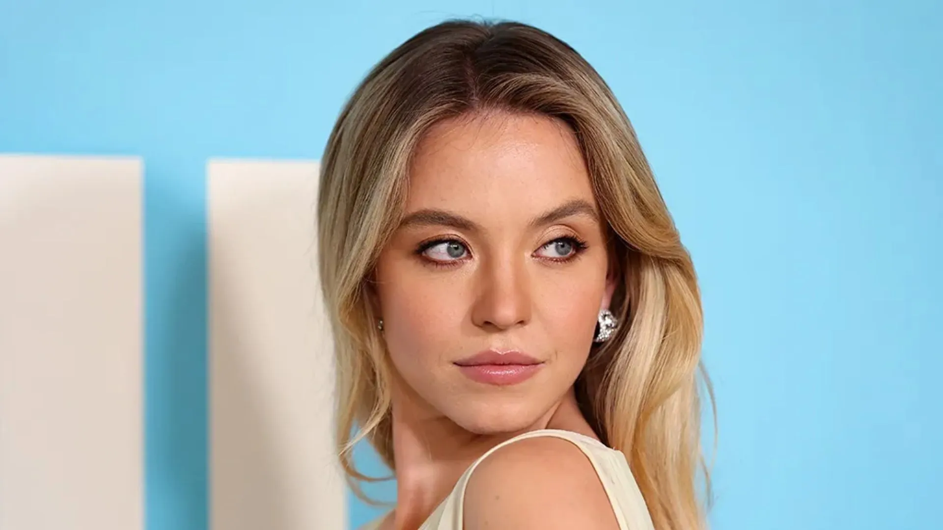 Sydney Sweeney Says She’s ‘Really Vicious’ in New Role, Teases ‘Unhinged’ Cassie in Euphoria S3