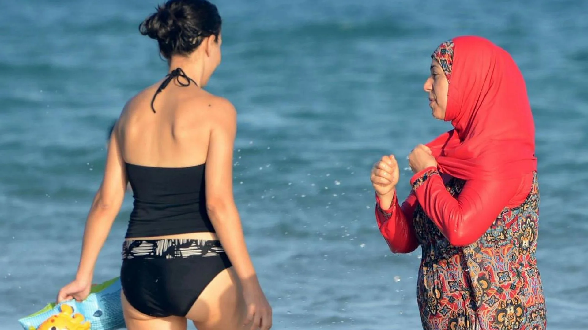 Syria’s New Rulers Mandate Burkinis On Beaches, Sparking Freedom Debate