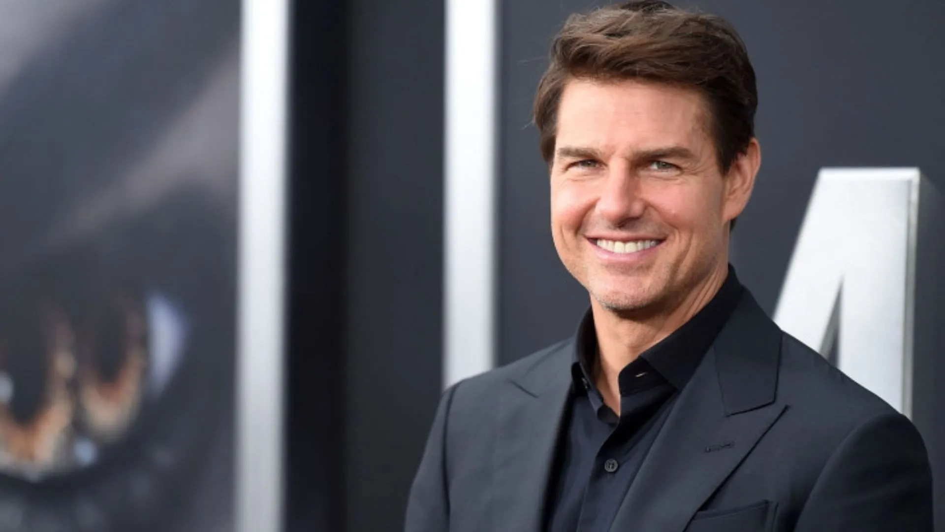 Tom Cruise Sides with Royals, But Not Harry and Meghan