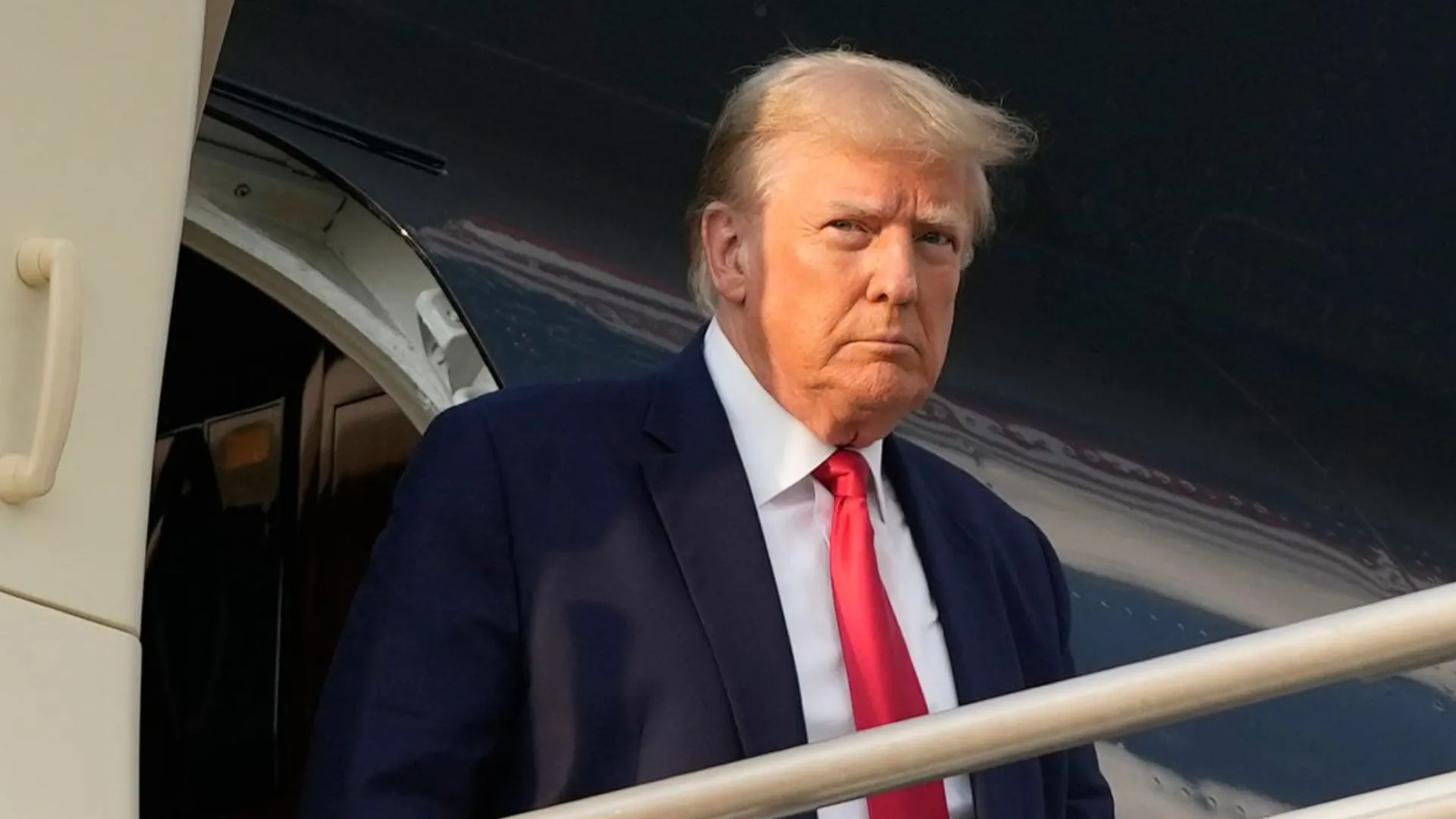 Trump Denies Leaving G7 for Israel-Iran Ceasefire Talks