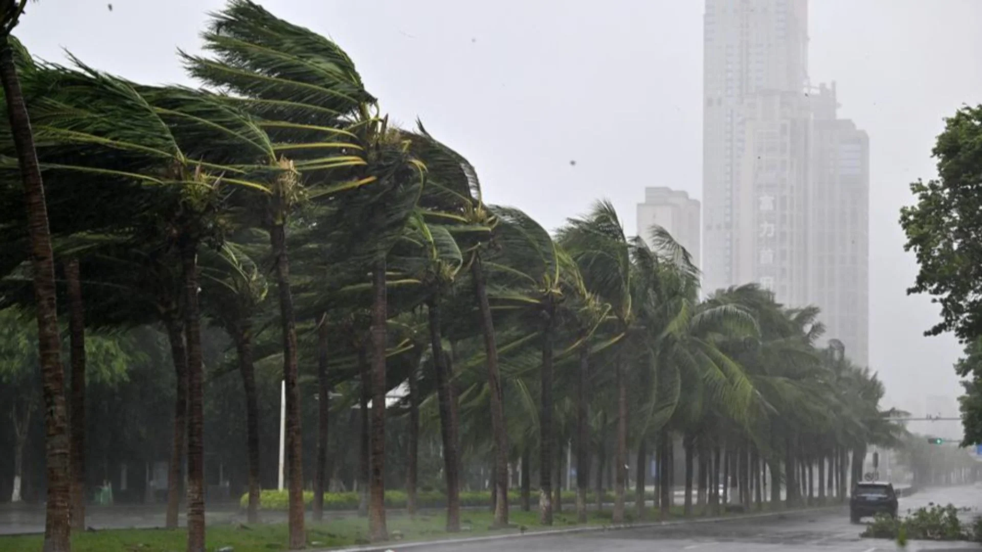 China On High Alert As Typhoon Wutip Nears Southern Coast With Heavy Rains And Winds