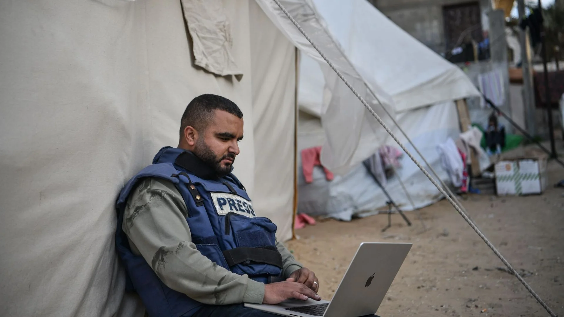 Gaza Faces Total Internet Blackout, UN Says Humanitarian Operations Crippled