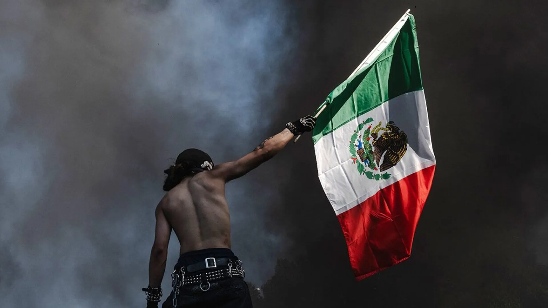 Why the Mexican Flag Is the Defining Symbol of the Los Angeles Protests