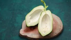 Say Yes to Raw Papaya: The Cool, Crunchy Secret to a Healthier Summer