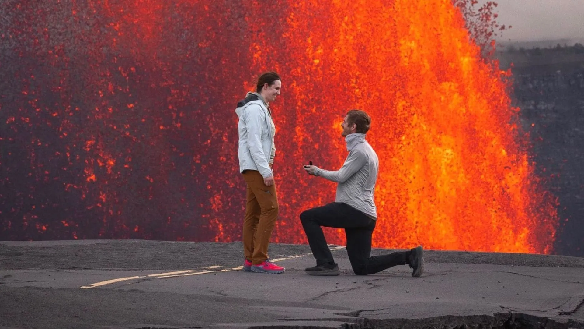 Couple Engages by Volcano, Internet is Swooned | WATCH