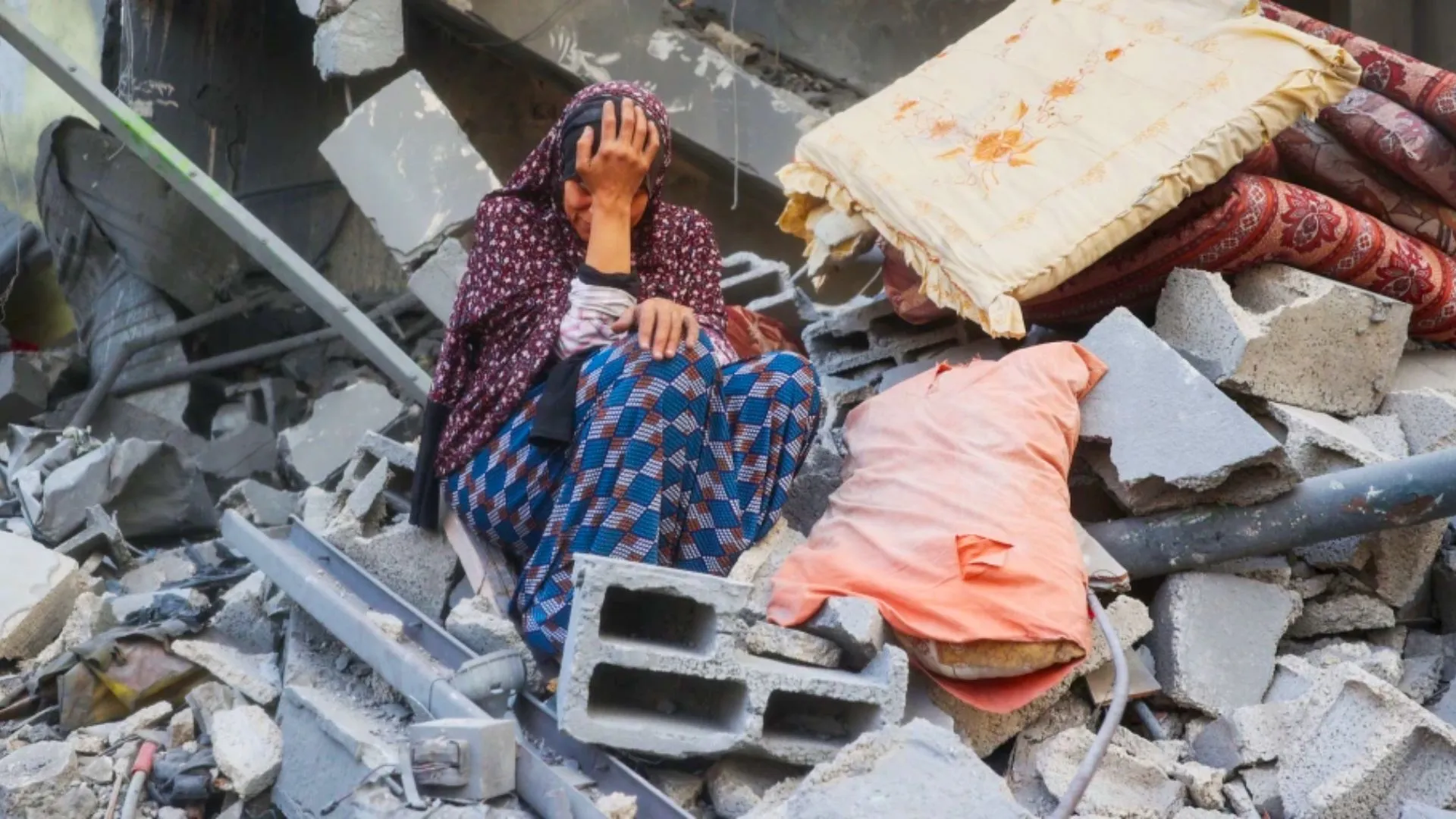 Israel Kills 300 in 48 Hours as Gaza Ceasefire Talks Hang by a Thread