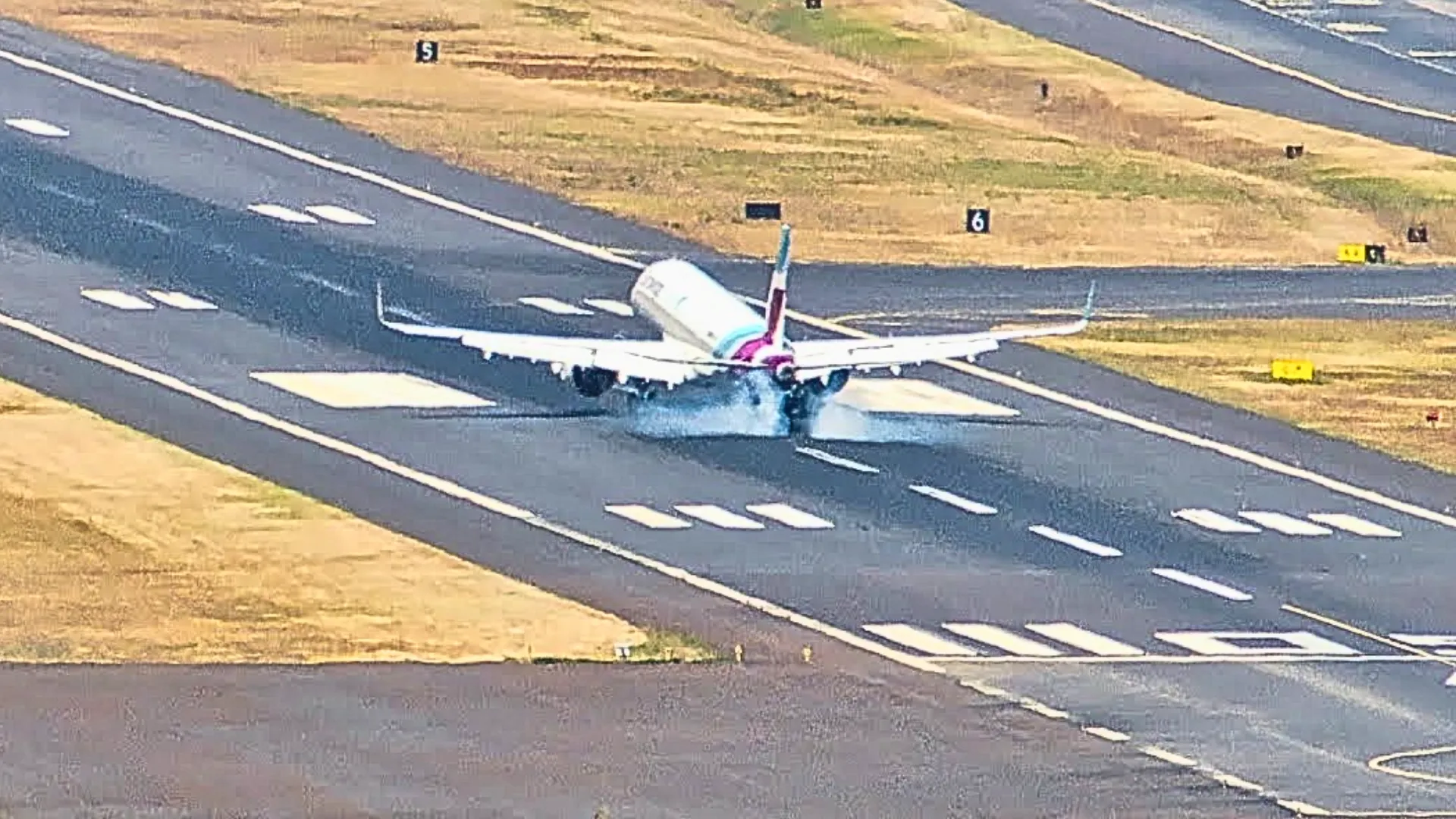 Terrifying Plane Landing at Madeira Airport Caught on Video Amid Strong Winds | Watch