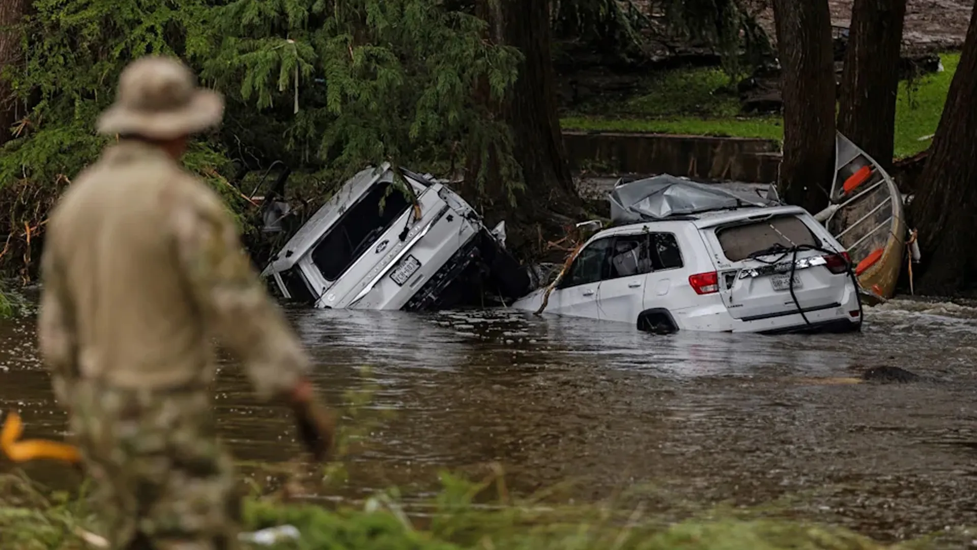 Texas Flash Floods Kill Over 100, Rescue Efforts Continue Amid Storms & Political Heat