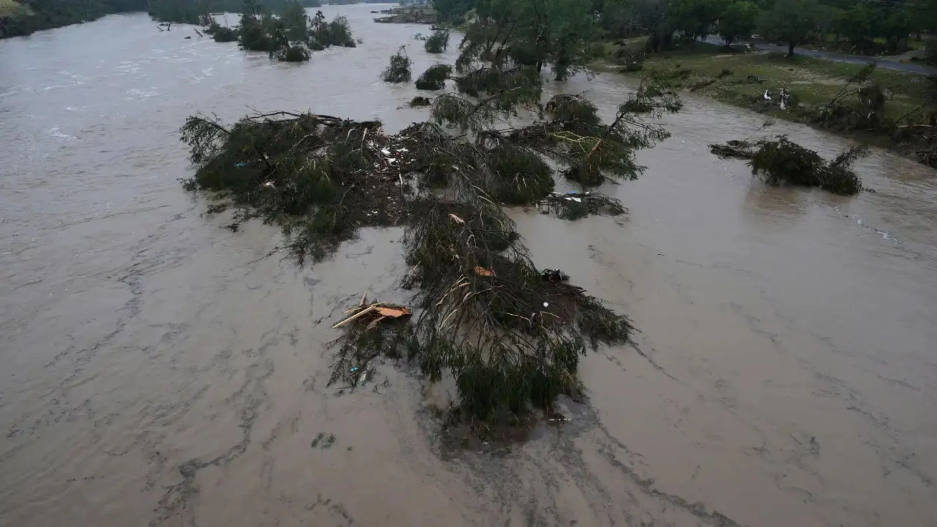 Texas Floods Turn Summer Camp Tragic as Several Girls Go Missing