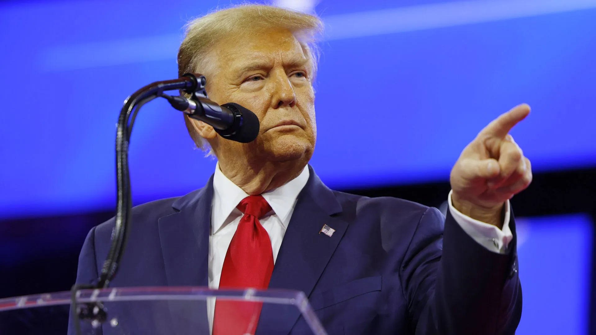 Trump Now Mulls Deporting US Citizens for Crimes: ‘Get Them the Hell Out’